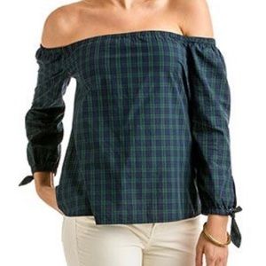 vineyard vines off the shoulder black watch top